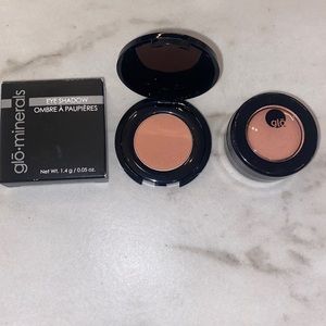 Glo skin beauty eyeshadow ‘coy’ x 2